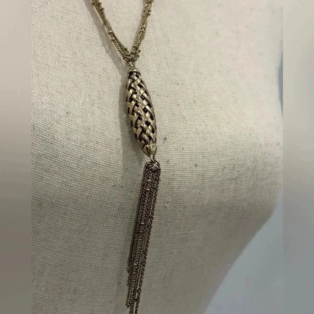 Pretty necklace - Picture 4 of 8